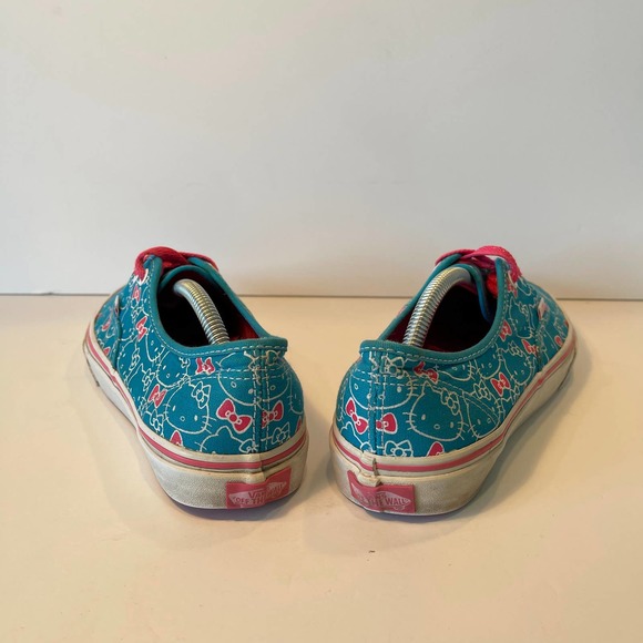 Hello Kitty x VANS Spring/Summer 2012 Collection Women US 7 - Picture 4 of 8